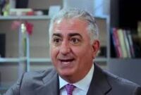 از باور بە تقدیر شاهانه تا سوژهٔ گمشده در آینه توهمات قدرت / قباد آرش